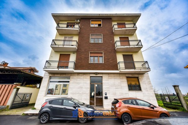 appartamento in vendita a Vinovo in zona Tetti Rosa