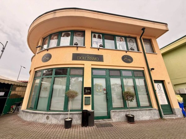 negozio in vendita a Vinovo