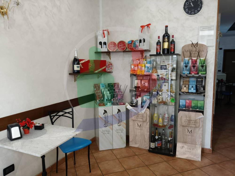 negozio in vendita a Vinovo