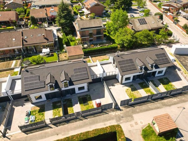 casa indipendente in vendita a Vinovo