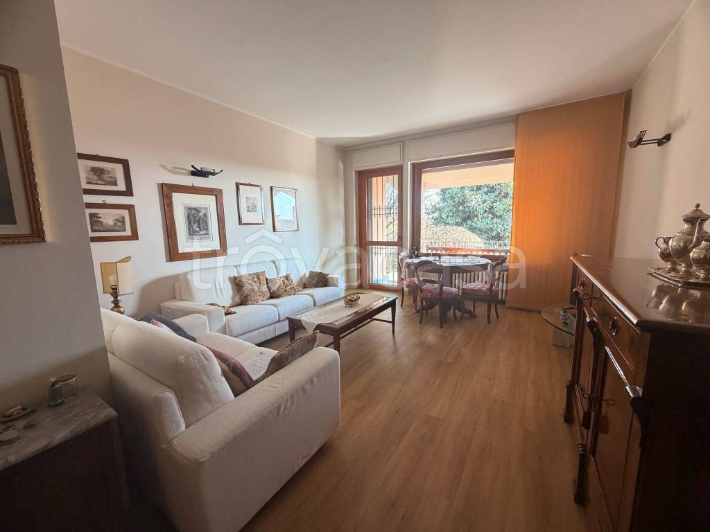 appartamento in vendita a Vinovo in zona Garino