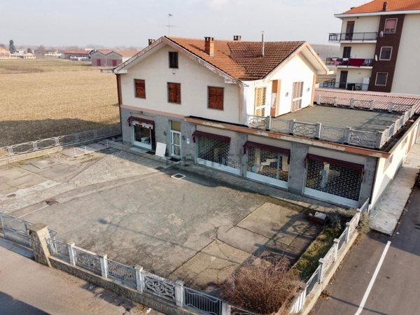 esavano in vendita a Vinovo