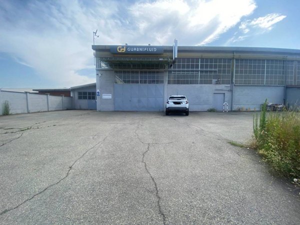 capannone in vendita a Vinovo in zona Garino