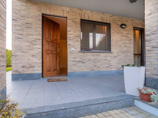 casa indipendente in vendita a Vinovo in zona Garino