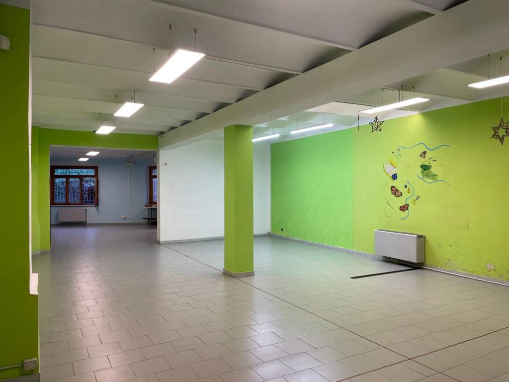 negozio in vendita a Vinovo