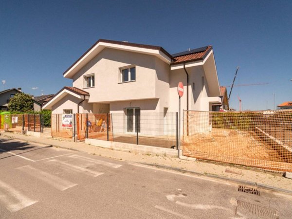 casa indipendente in vendita a Vinovo