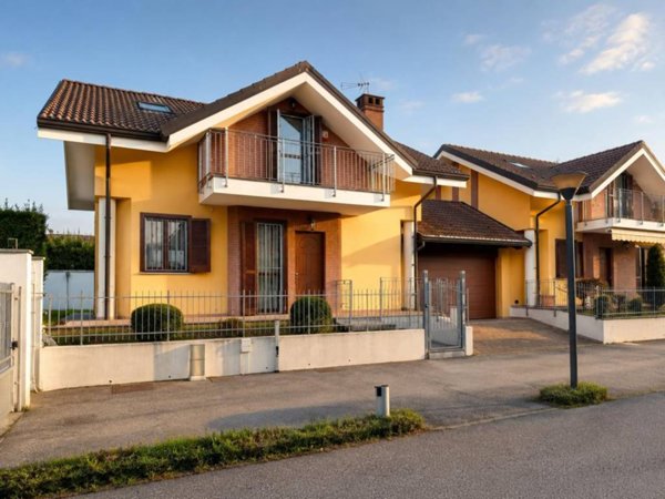 casa indipendente in vendita a Vinovo