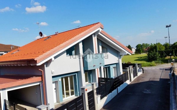 casa indipendente in vendita a Vinovo in zona Tetti Rosa