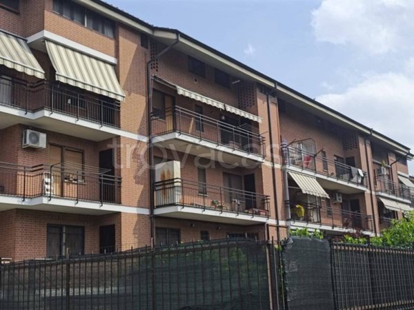appartamento in vendita a Vinovo in zona Tetti Rosa