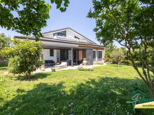 casa indipendente in vendita a Vinovo in zona Garino
