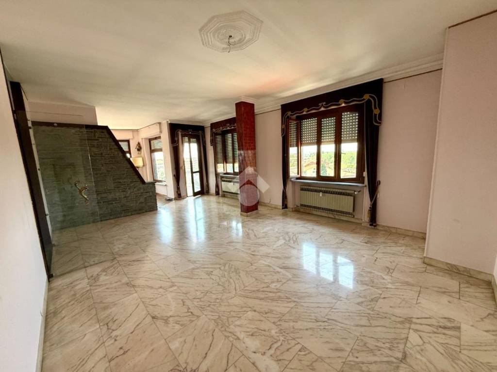 appartamento in vendita a Vinovo in zona Tetti Rosa