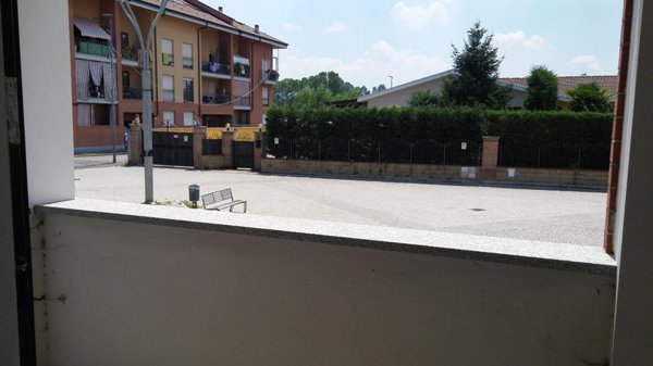 locale di sgombero in vendita a Vinovo