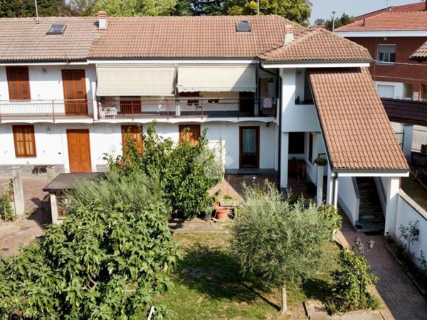 appartamento in vendita a Vinovo in zona Tetti Rosa