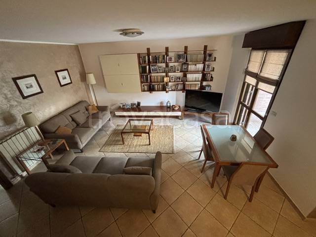 casa indipendente in vendita a Vinovo in zona Tetti Rosa