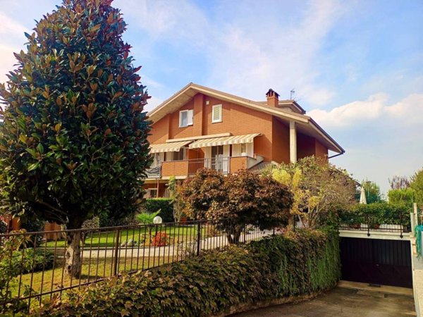 casa indipendente in vendita a Vinovo
