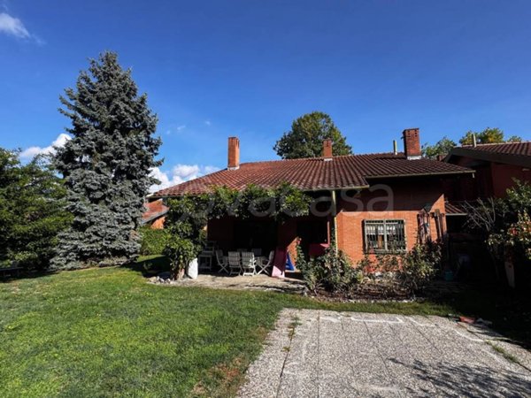 casa indipendente in vendita a Vinovo in zona Garino