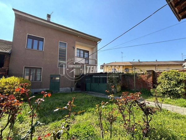 casa indipendente in vendita a Vische