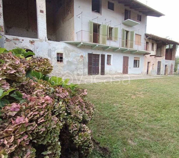 casa indipendente in vendita a Vische