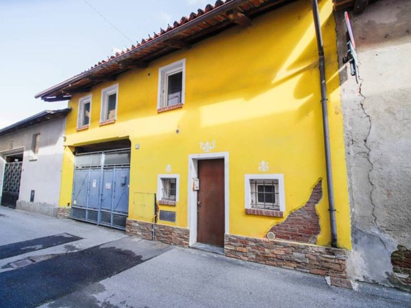 casa indipendente in vendita a Vische