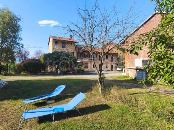 casa indipendente in vendita a Vische