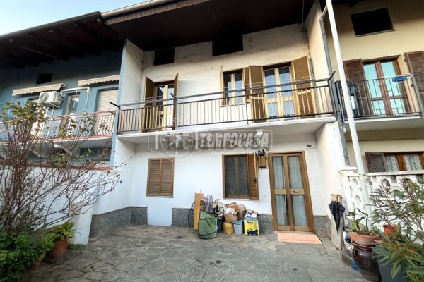 casa indipendente in vendita a Vische