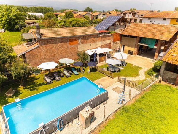 casa indipendente in vendita a Vische