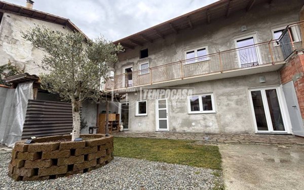 casa indipendente in vendita a Vische