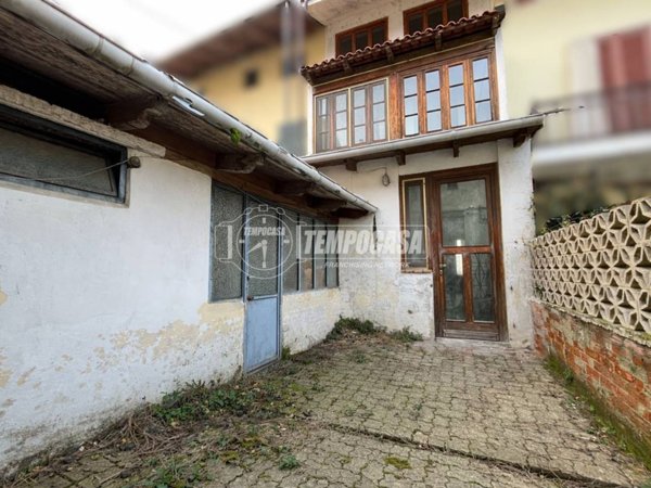 casa indipendente in vendita a Vische