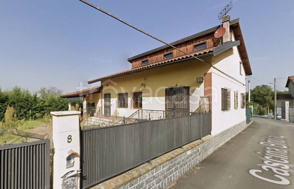 casa indipendente in vendita a Vische