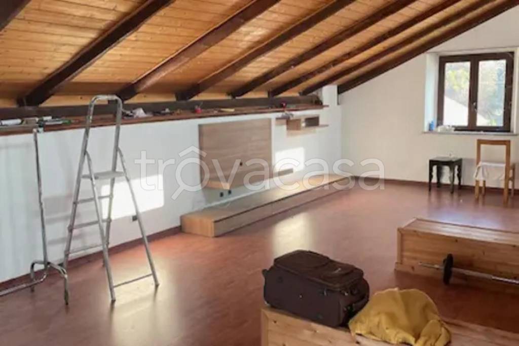 casa indipendente in vendita a Vische