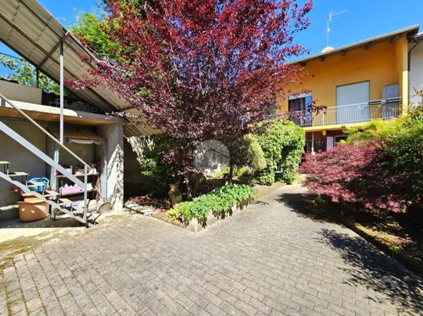 casa indipendente in vendita a Vische