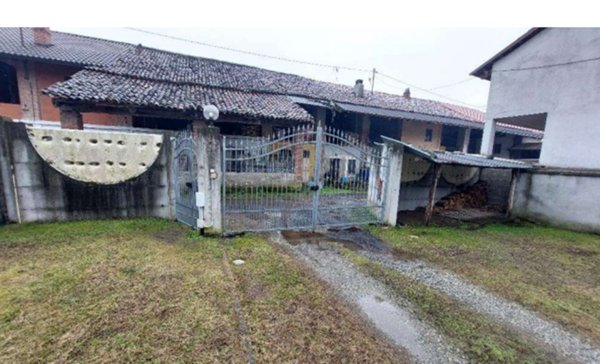 appartamento in vendita a Vische in zona Pratoferro