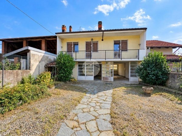 casa indipendente in vendita a Vische
