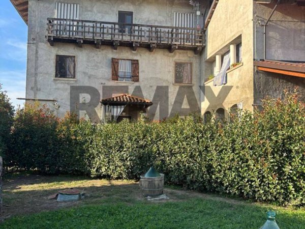 casa indipendente in vendita a Vische