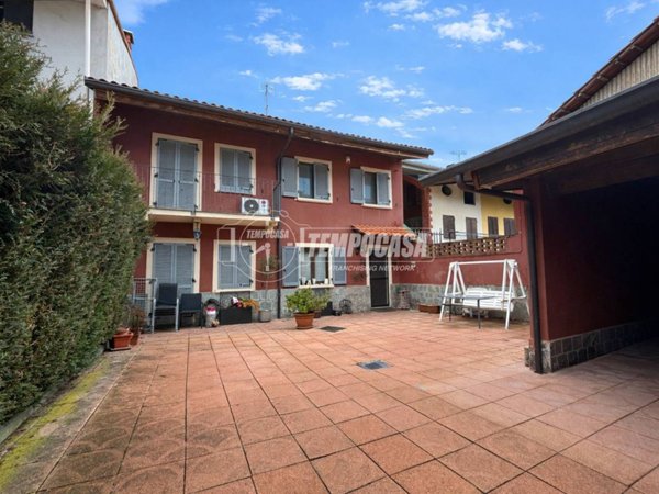 casa indipendente in vendita a Vische