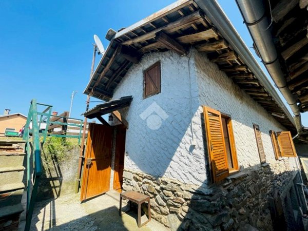 casa semindipendente in vendita a Viù in zona Col San Giovanni