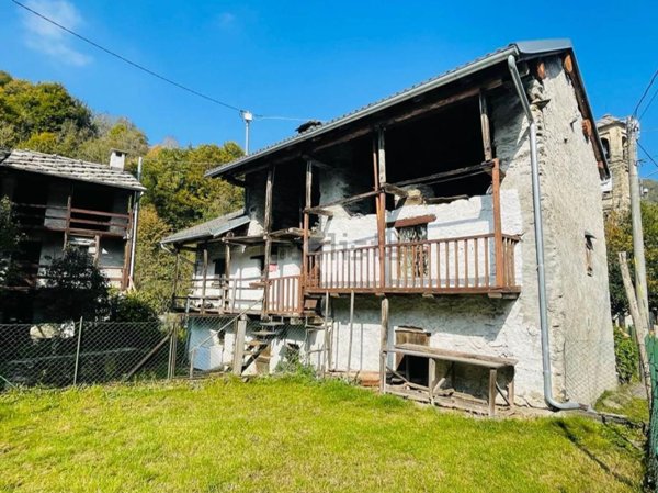 casale in vendita a Viù