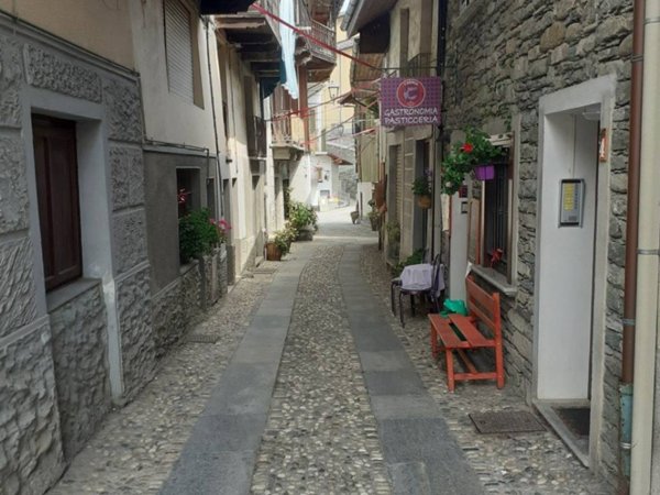 casa indipendente in vendita a Viù