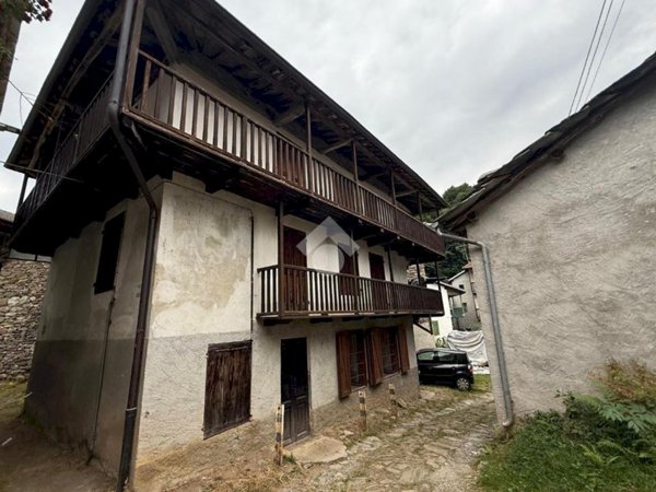 appartamento in vendita a Viù in zona Chiaberge