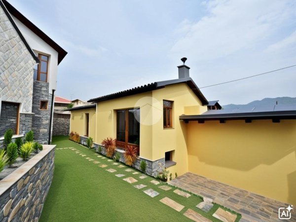 casa indipendente in vendita a Viù