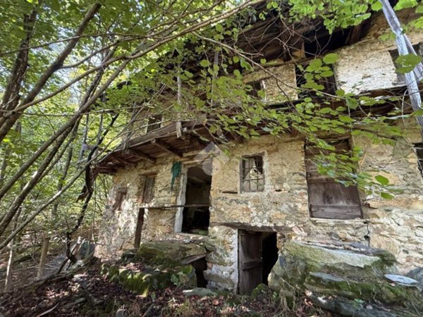 casa indipendente in vendita a Viù in zona Toglie