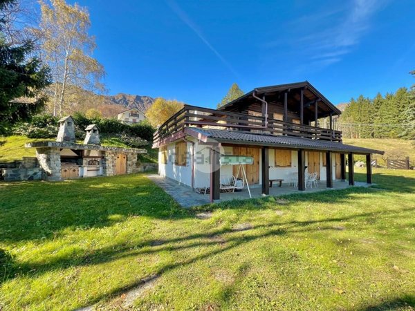 casa indipendente in vendita a Viù in zona Tornetti