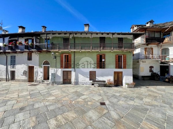 appartamento in vendita a Viù