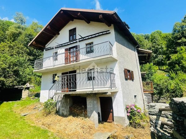 appartamento in vendita a Viù in zona Balma