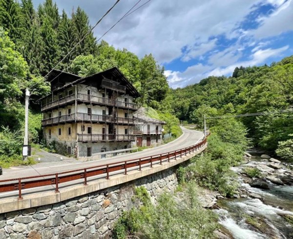 appartamento in vendita a Viù in zona Fucine