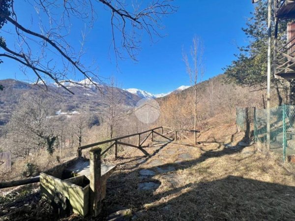 casa indipendente in vendita a Viù in zona Fubina