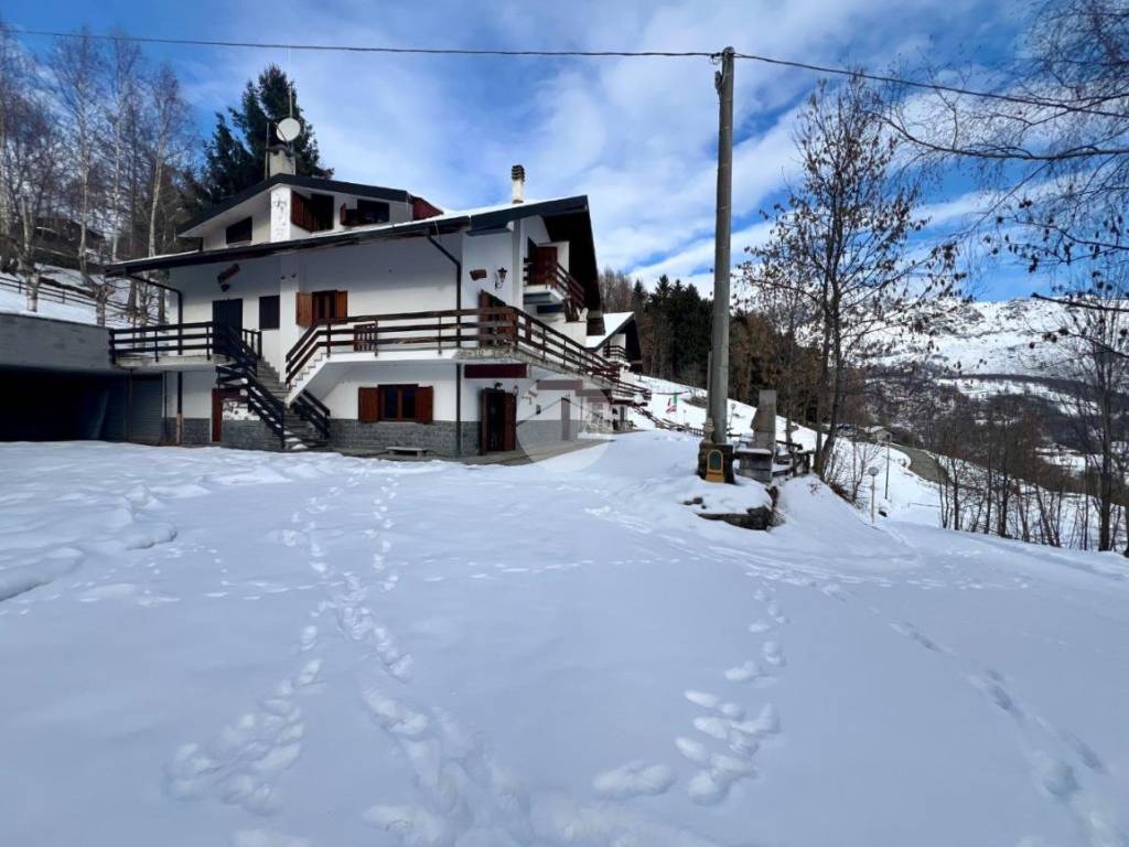 casa semindipendente in vendita a Viù in zona Tornetti