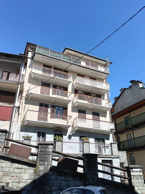 appartamento in vendita a Viù in zona Tuberghengo