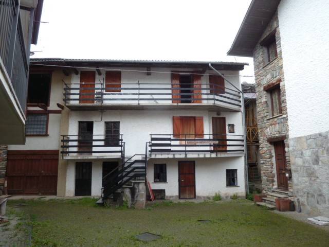casa indipendente in vendita a Viù in zona Corgnolero