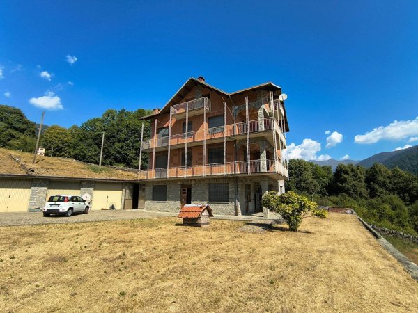 appartamento in vendita a Viù in zona Cramoletti